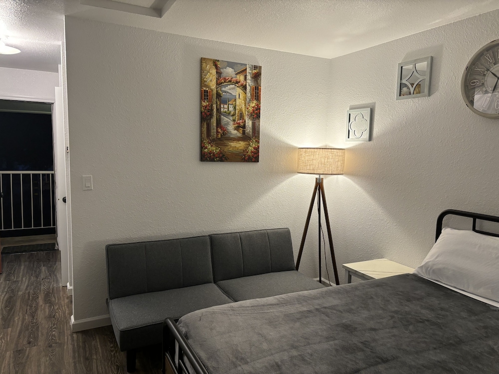 Brownsville Motel - photo 80