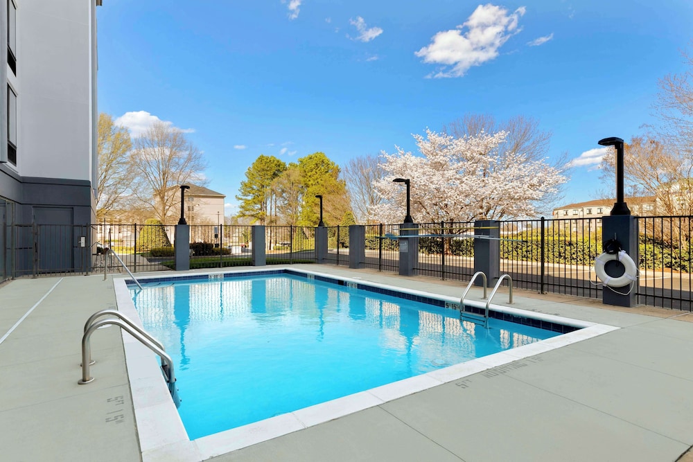 Spark by Hilton Greensboro - photo 23