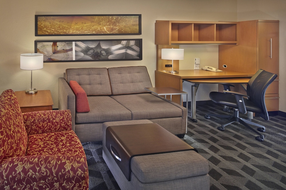 TownePlace Suites by Marriott Orlando East UCF Area - photo 47