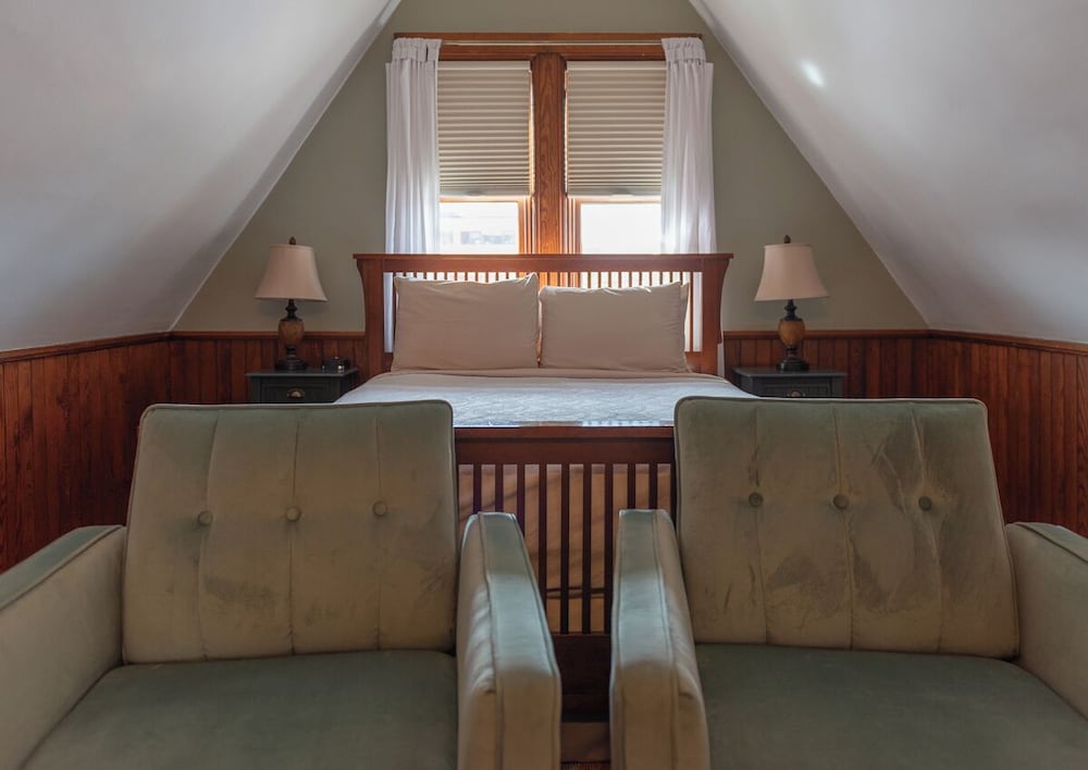 William Henry Miller Inn - photo 30