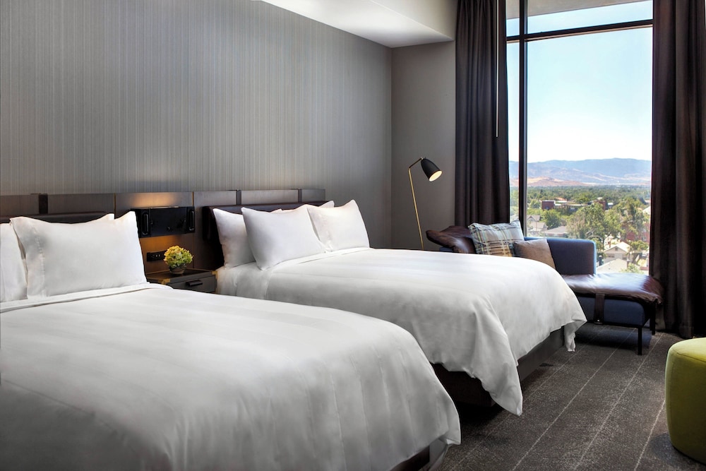 Renaissance Reno Downtown Hotel & Spa - photo 25