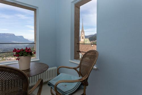 Appartement im Grünweinhof — 4-Star Luxury Hotel in Montagna, Italy