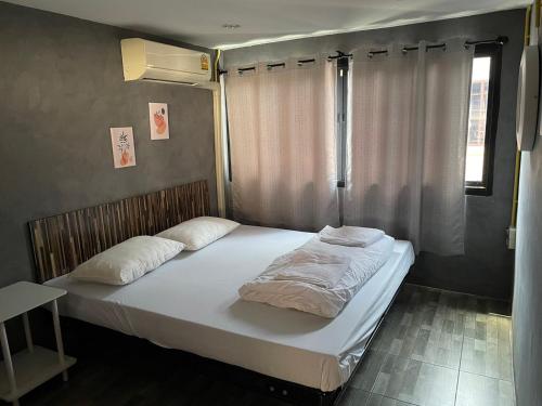 Brio Cafe and Hostel