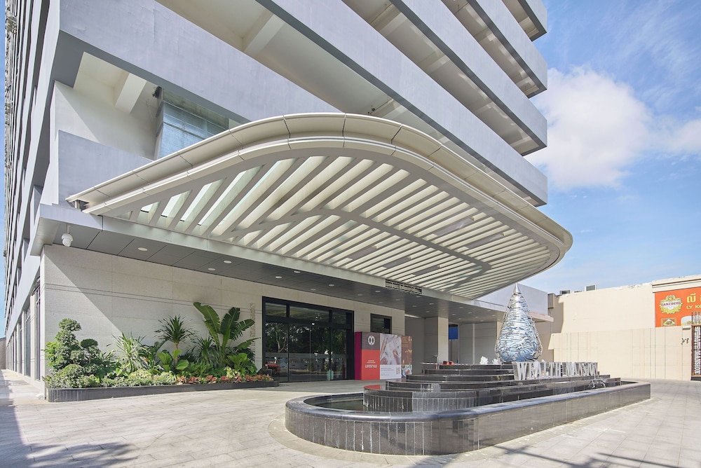 Wealth Mansion - carbon neutral hotel in Phnom Penh