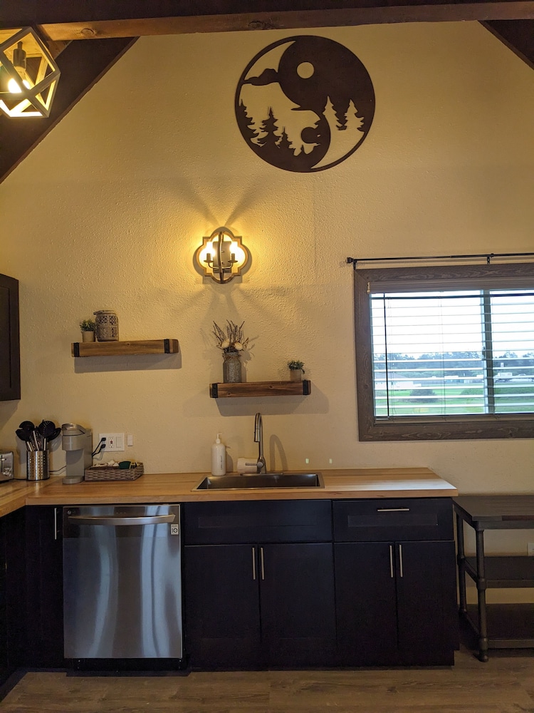 Wanderlust Inn - photo 36