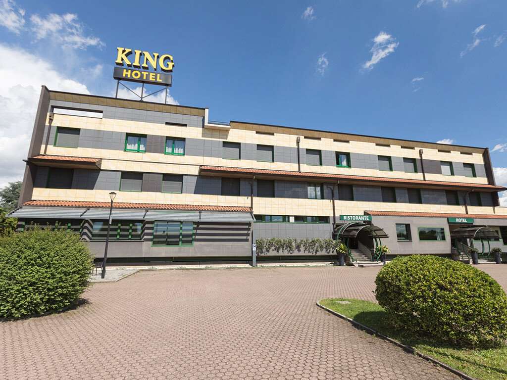 Smart Hotel King by R Collection Hotels — 4-Star Luxury Hotel in Varedo, Italy