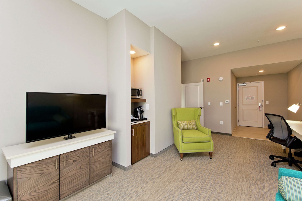 Hilton Garden Inn Martinsburg - photo 22