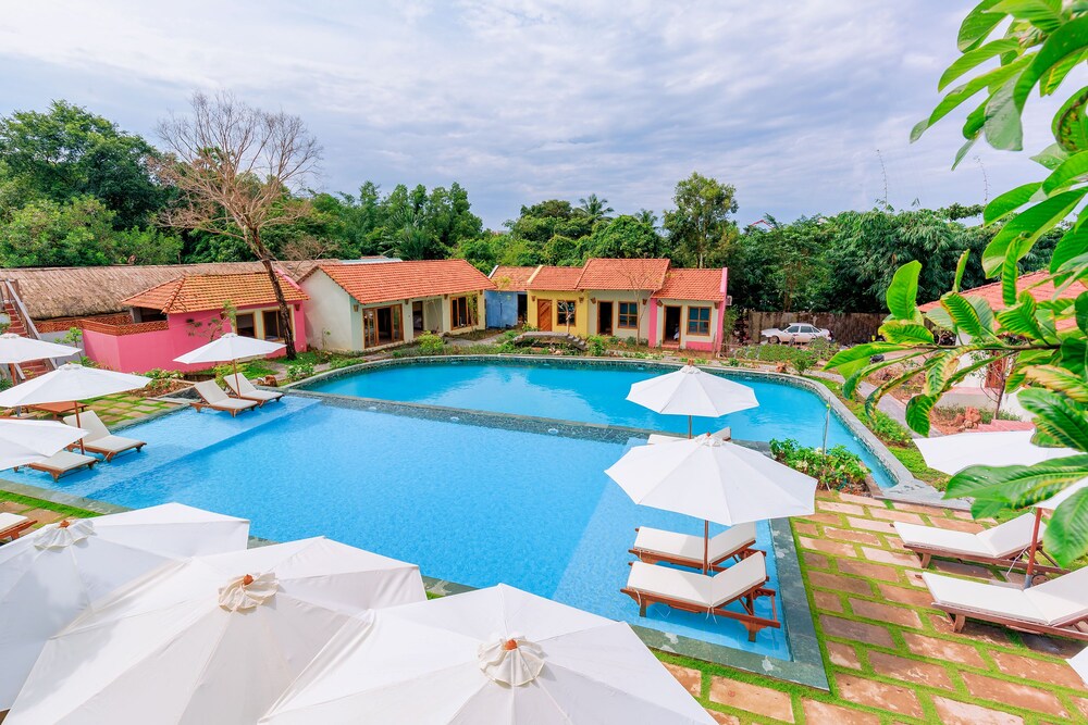 Daisy Village - carbon neutral hotel in Phu Quoc