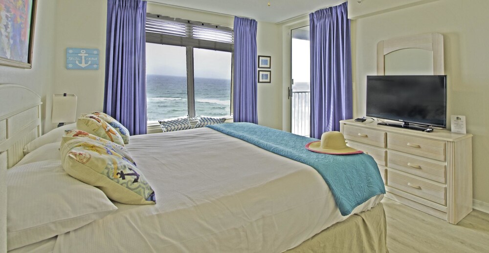 Island Princess Beach Resort by Panhandle Getaways - photo 5