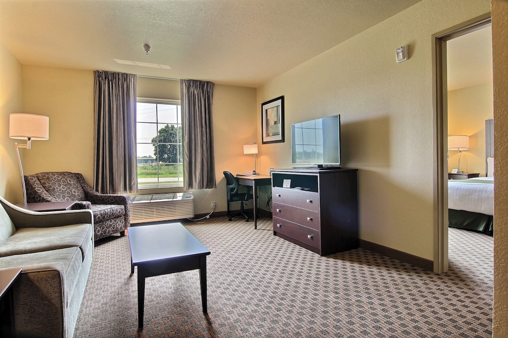 Cobblestone Inn & Suites Linton - photo 17