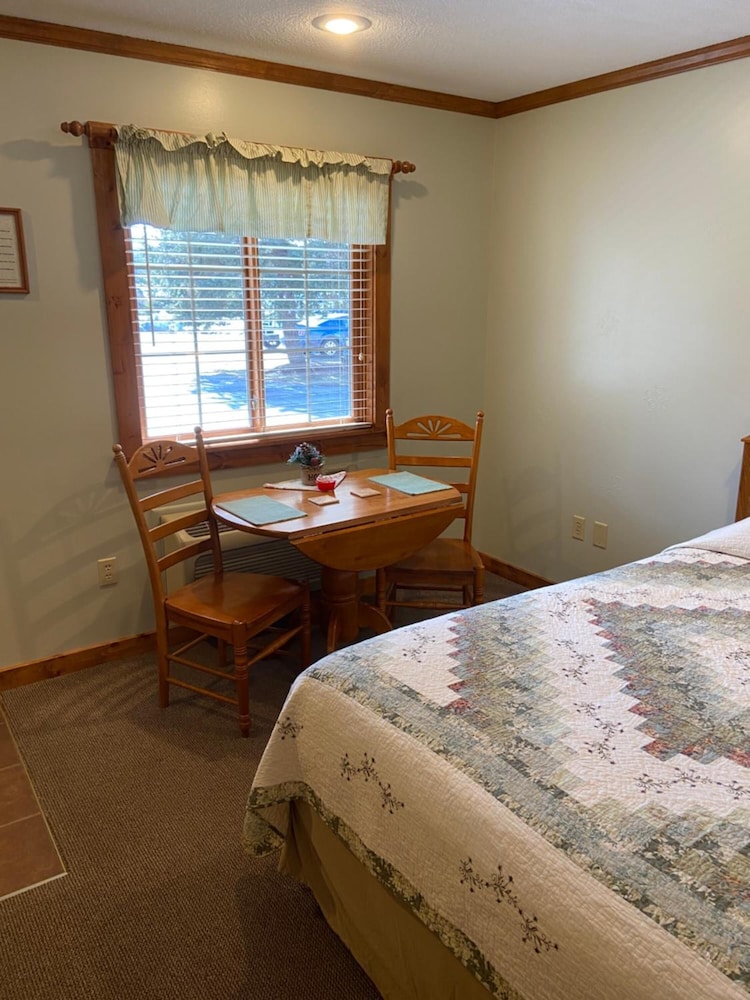 The Garrett Inn - photo 28