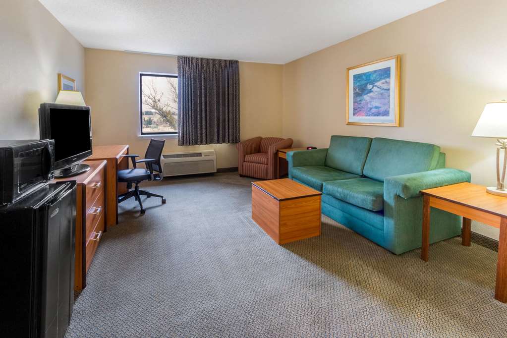 La Quinta Inn & Suites by Wyndham Las Cruces Organ Mountain - photo 22