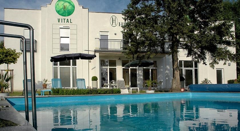 Hotel Hubertus - carbon neutral hotel in Soechau