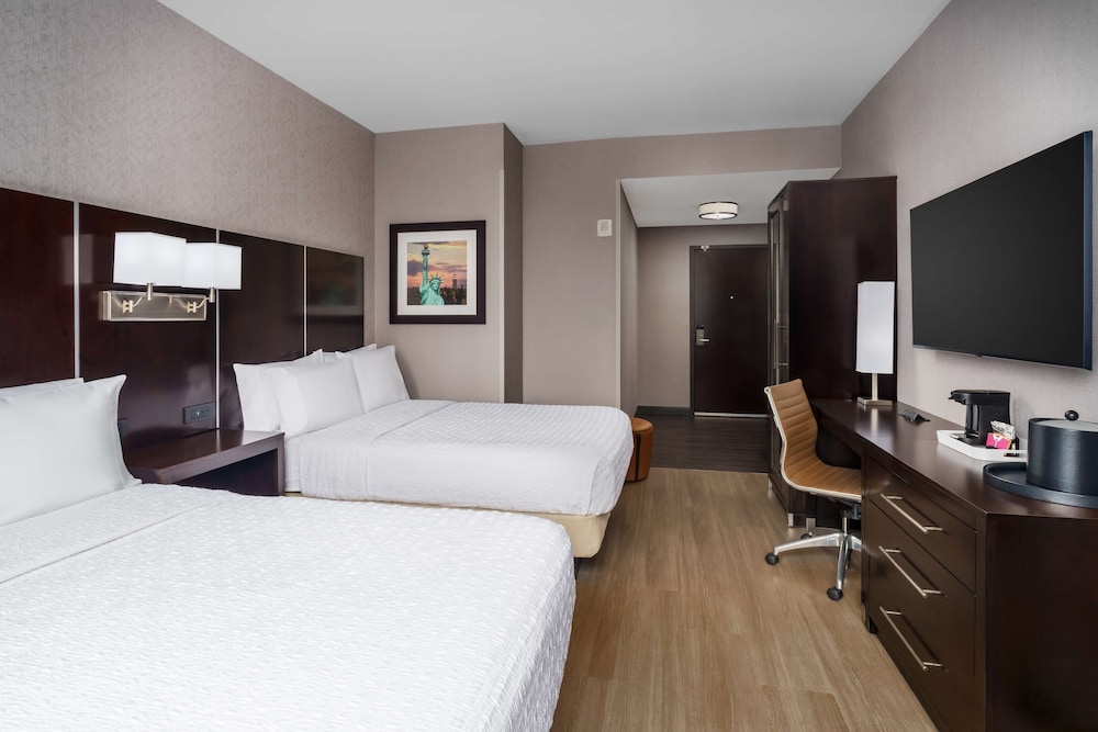 Hampton Inn Manhattan Times Square Central - photo 10