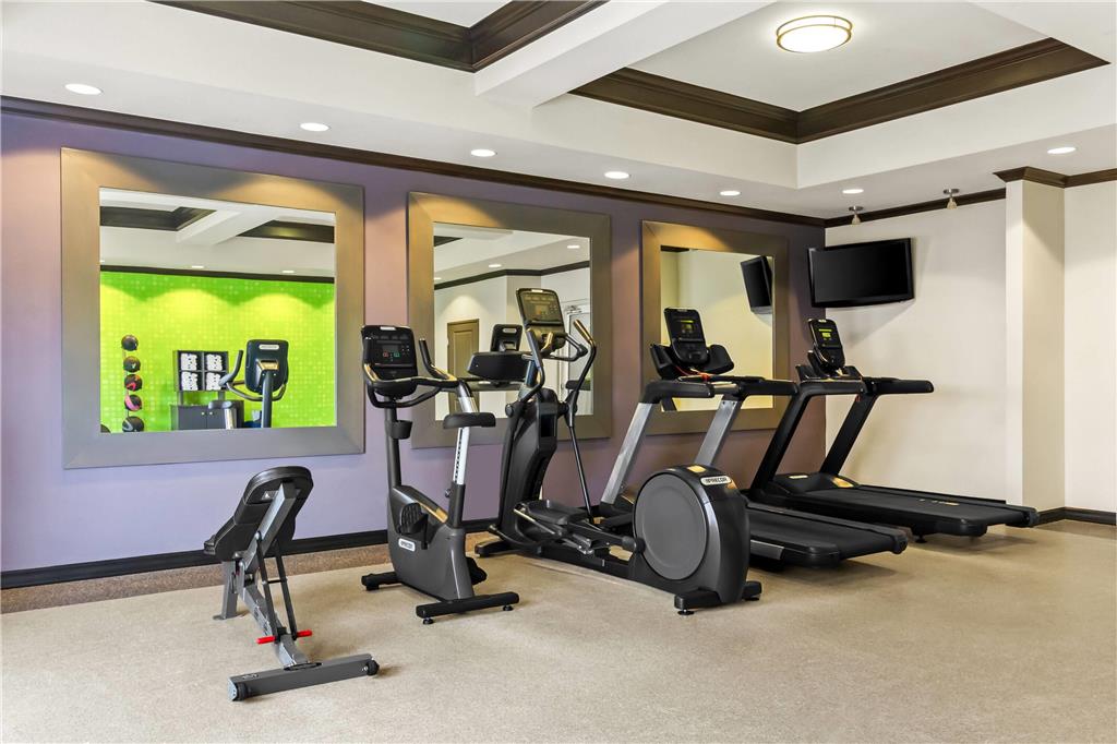 La Quinta Inn & Suites by Wyndham Houston Energy Corridor - photo 8