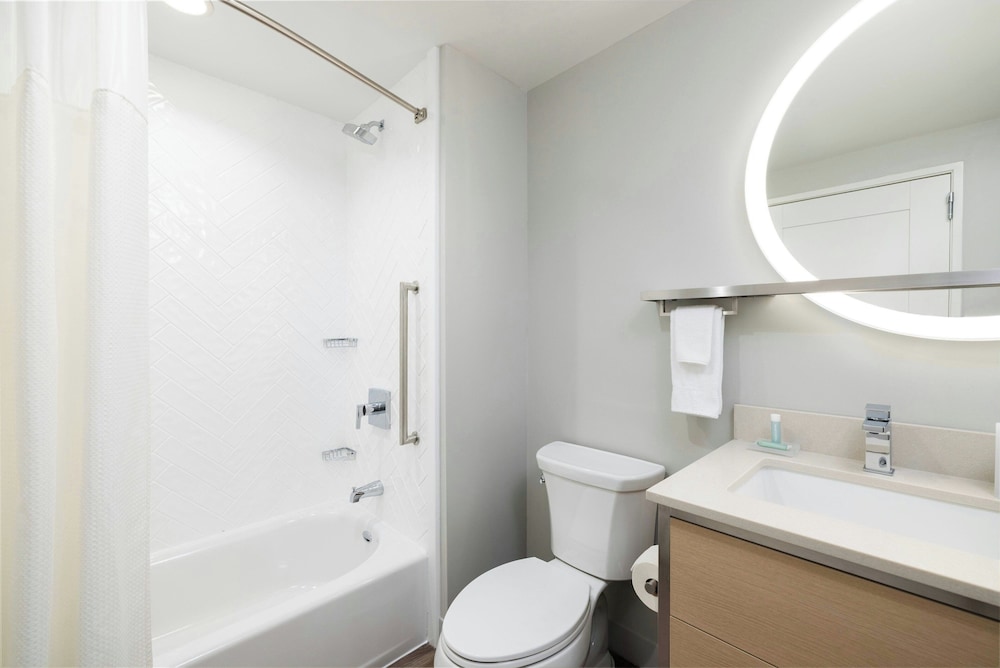 Rodeway Inn Hadley Amherst - photo 18
