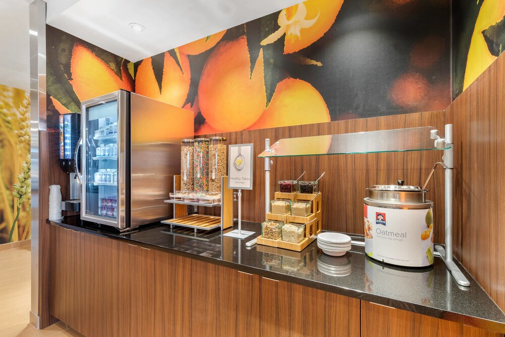 Fairfield Inn & Suites by Marriott Mebane - photo 18