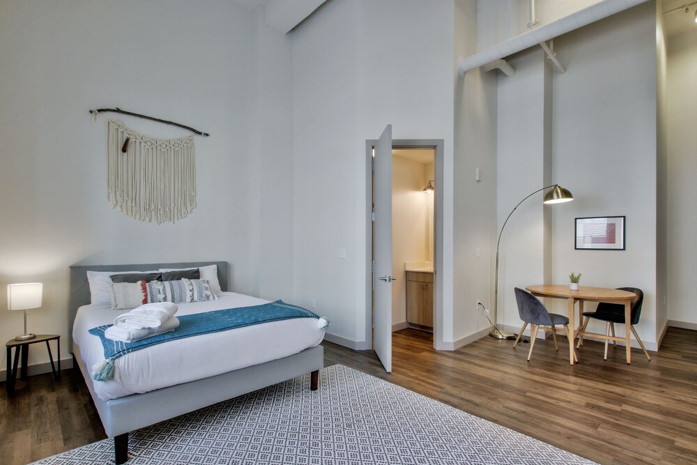 The Old Town Luxury Lofts - photo 8