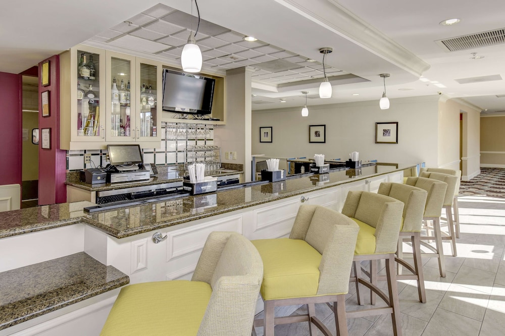 Hilton Garden Inn Waldorf - photo 26