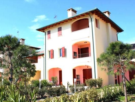 Airone Bianco Residence Village — 4-Star Luxury Hotel in Comacchio, Italy