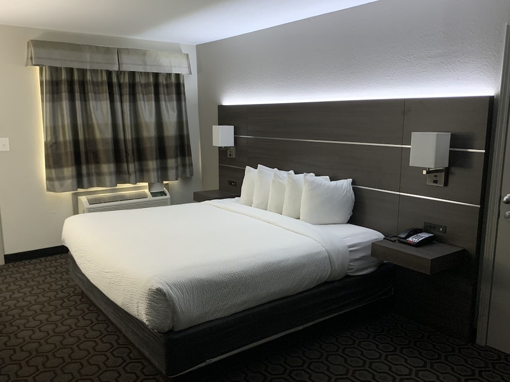 Days Inn by Wyndham Wagoner - photo 11