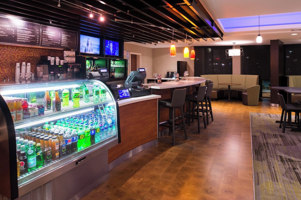 Courtyard Marriott Victorville - photo 42