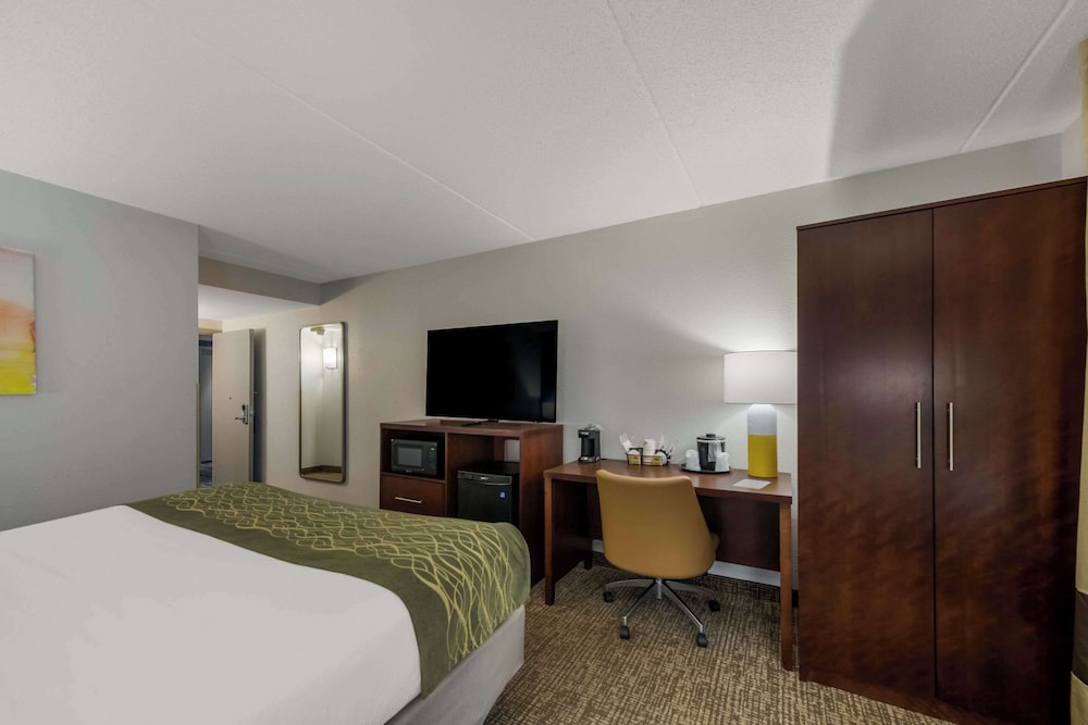 Comfort Inn Newport News Hampton I 64 - photo 6
