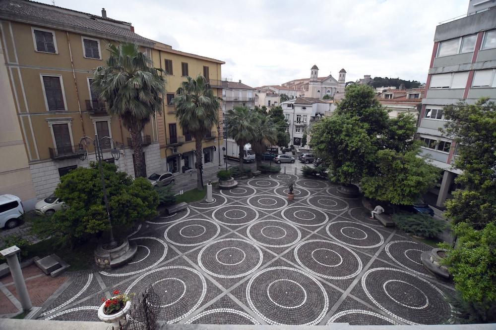 B&B Peonia Bianca — 4-Star Luxury Hotel in Nuoro, Italy