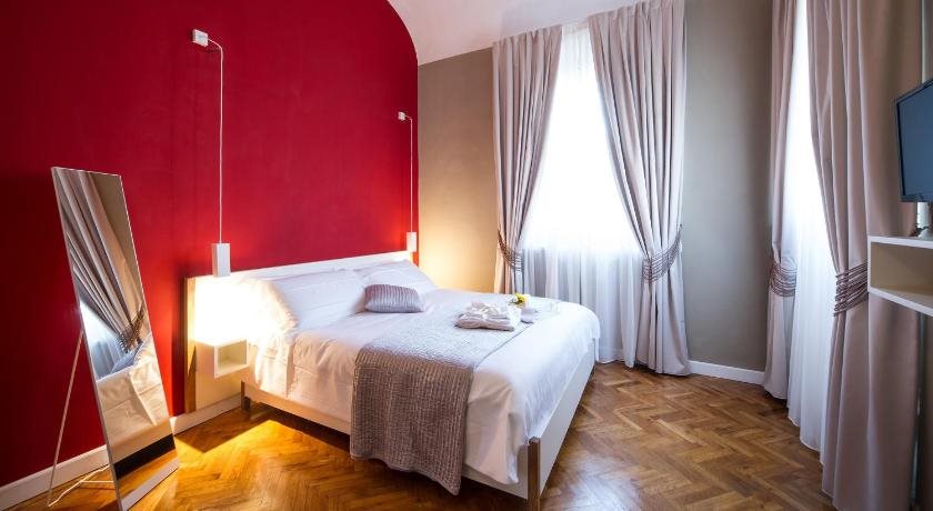 Residenza d'Epoca Visacci — 4-Star Luxury Hotel in Florence, Italy