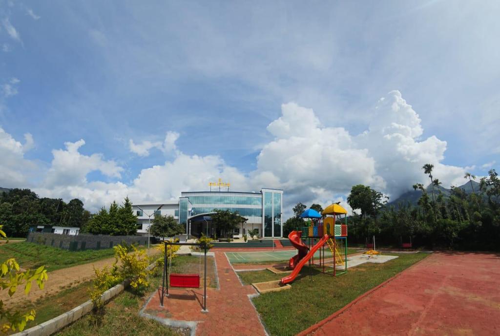 Dazzle Mount Resort — Kalpatta — photo 4