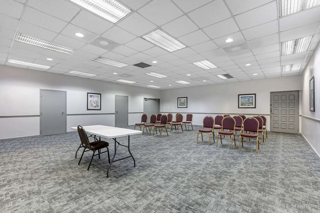 Quality Inn Downtown Stuart - photo 25