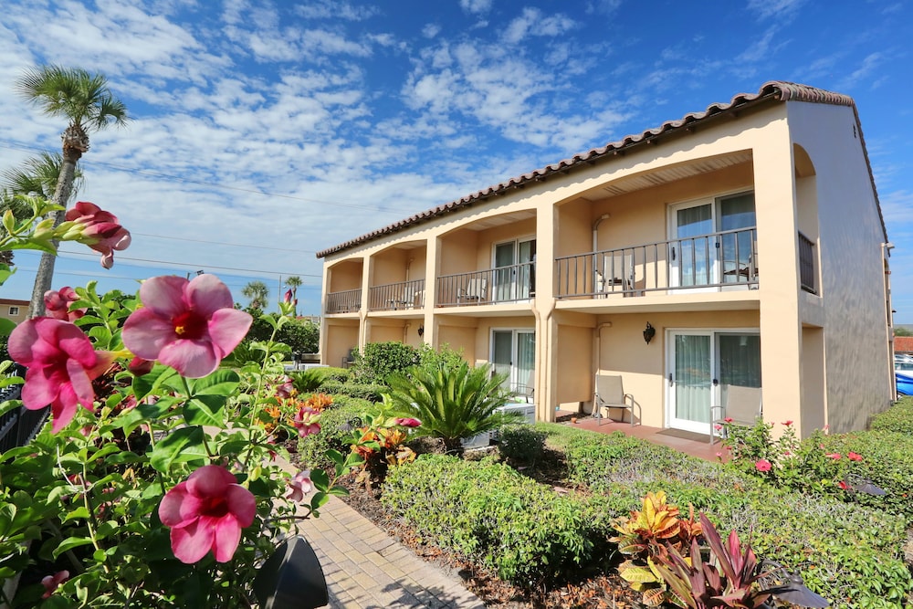 La Fiesta Ocean Inn And Suites - photo 63