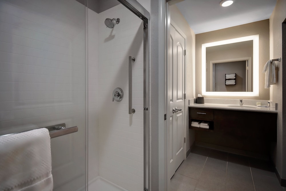 Staybridge Suites Holland by IHG - photo 16