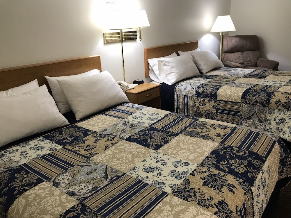 Dutch Country Inn - photo 7