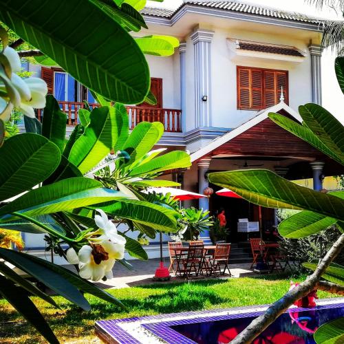 Villa b.Maison d'Hôtes Angkor — 4-Star Luxury Hotel in Siem Reap, Cambodia