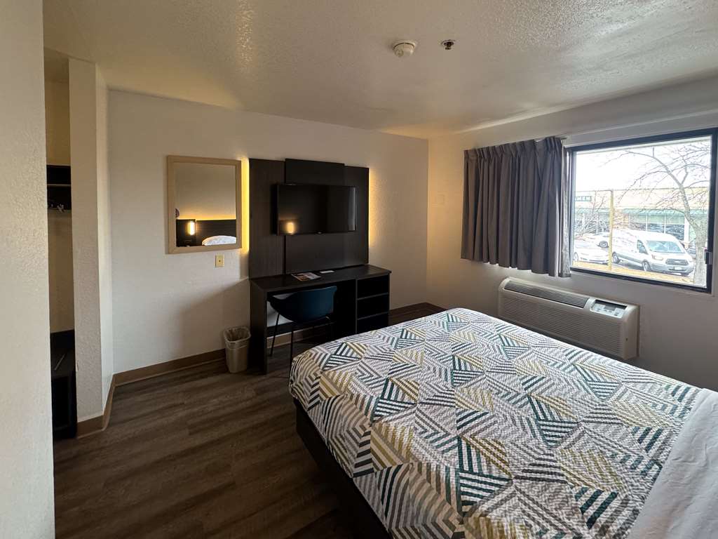 Motel 6 Glenview IL Chicago North - photo 33