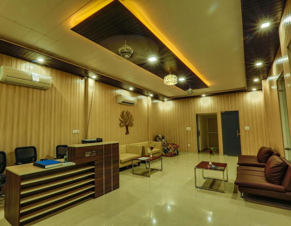 Ezzenza Mahayana Resort & Spa in Lansdowne, India