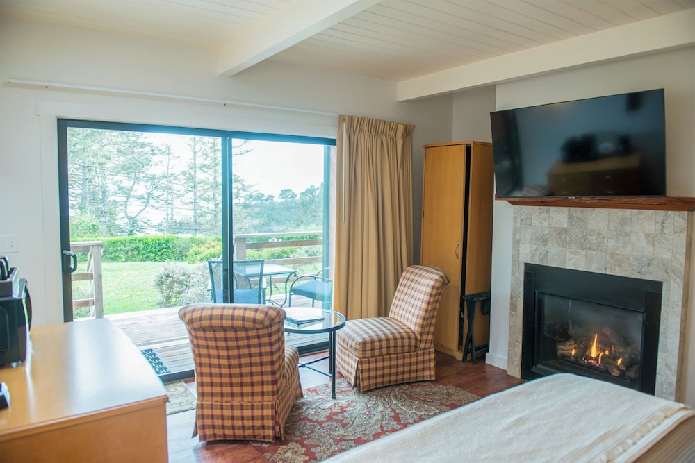 Inn at Buckhorn Cove - photo 5