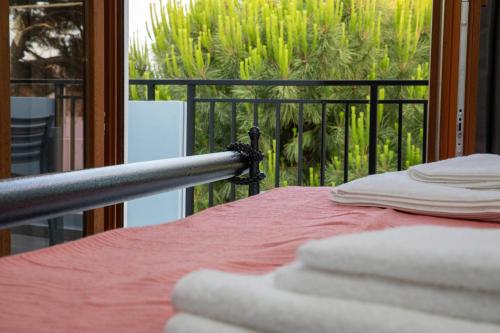 Leros Houses a Porto Lago — 4-Star Luxury Hotel in Lakki, Greece