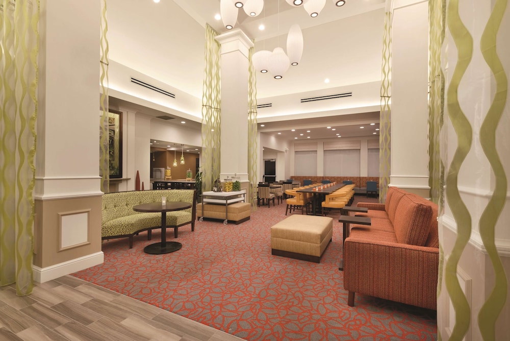Hilton Garden Inn Akron Canton Airport - photo 3