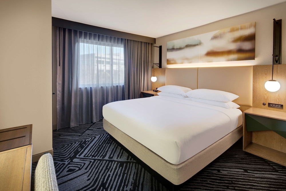 Embassy Suites by Hilton San Rafael at Marin Center - photo 19