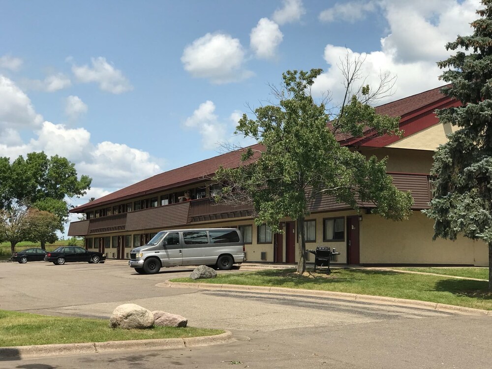 Key Inn Woodbury - photo 14
