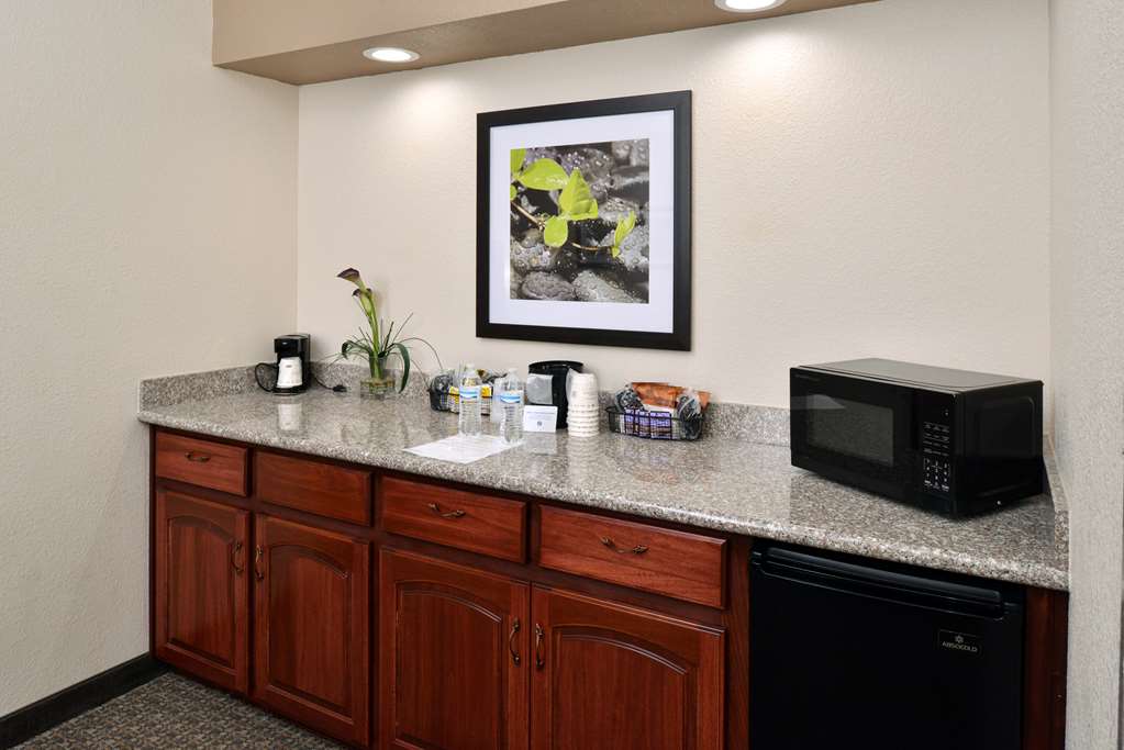 Best Western Big Spring Lodge - photo 16