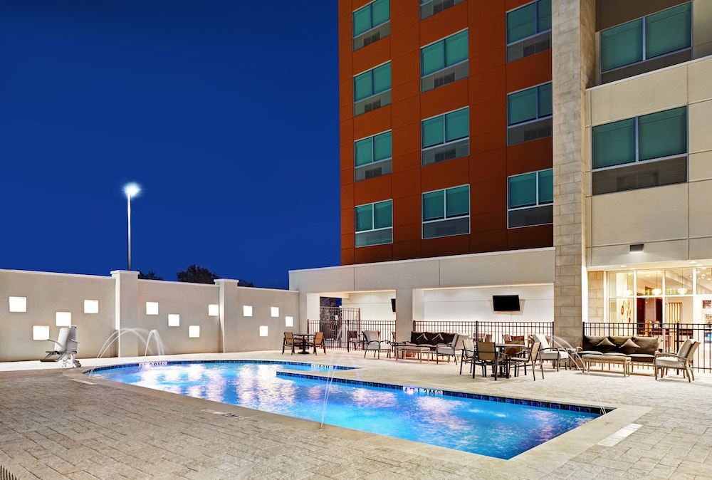 Holiday Inn Express & Suites Houston Memorial City Centre by IHG - photo 19