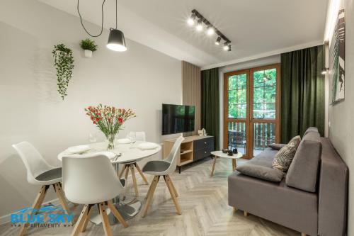 Apartamenty BlueSky Nad Łomnicą 14 centrum Karpacza blisko deptaka — 4-Star Luxury Hotel in Karpacz, Poland