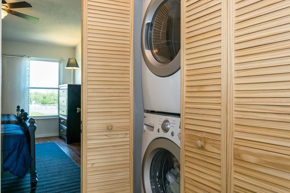 Cove at Sandy Pointe Unit 202a - photo 25