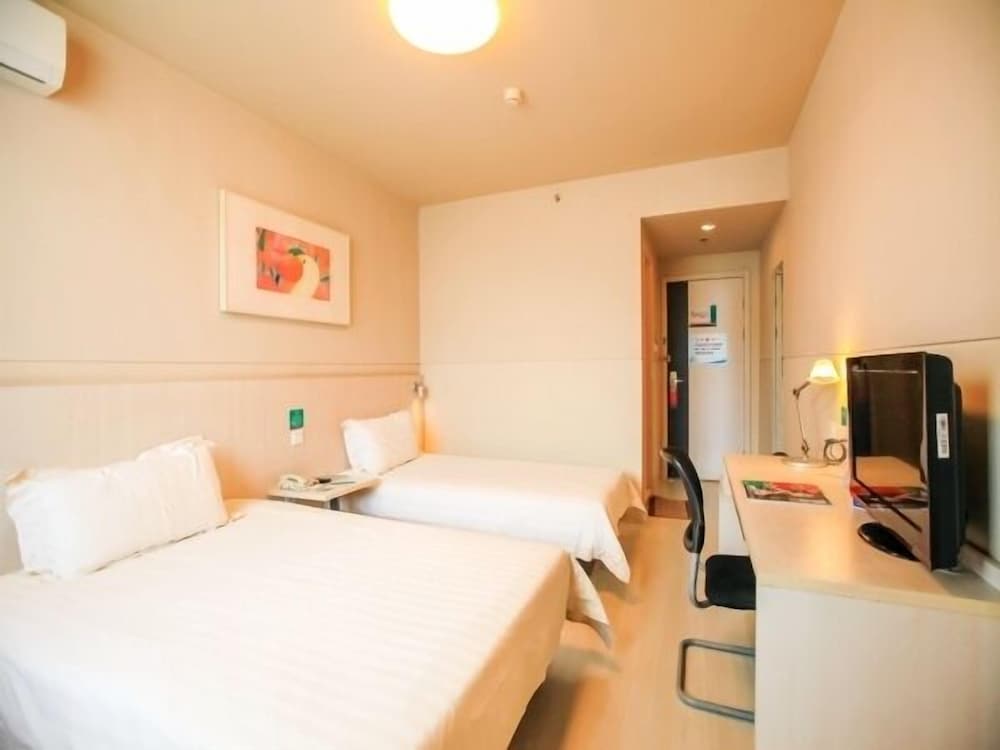 Jinjiang Inn Fushun Yong'an Bridge Qiao Wanda Plaza — hotel in Fushun