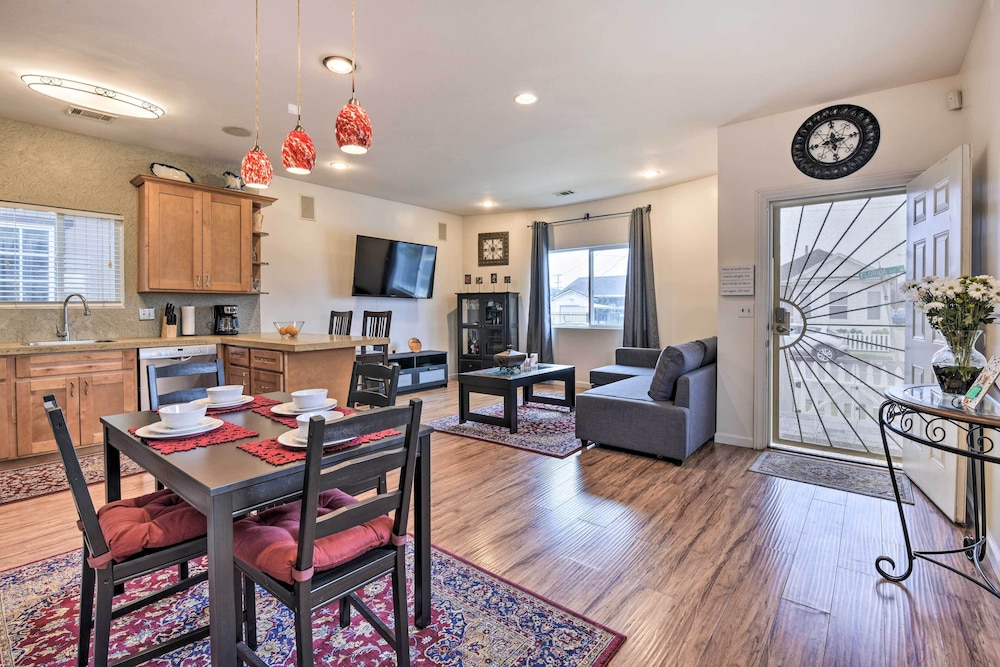 Updated Bay Area Abode Near Beach & Dtwn SF in Richmond, United States