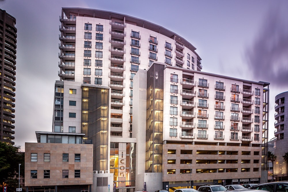 Icon Luxury Apartments — 4-Star Luxury Hotel in Cape Town, South Africa