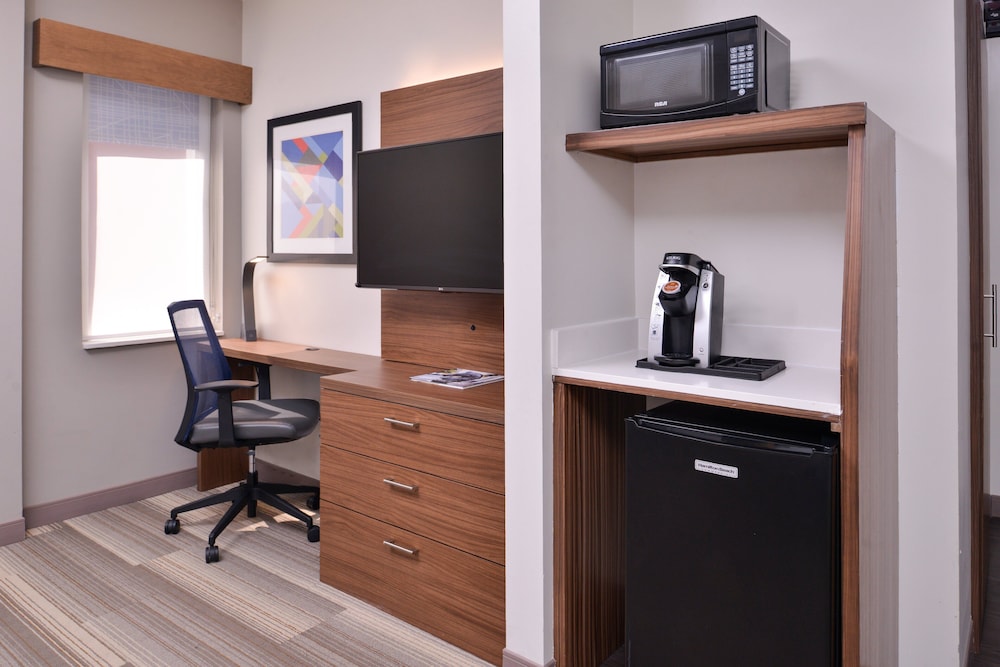 Holiday Inn Express New Orleans Arts District by IHG - photo 10